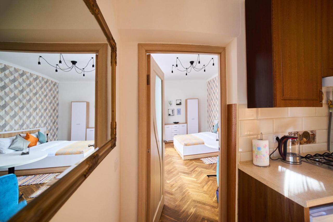 Style Apartments In Old Львів Екстер'єр фото